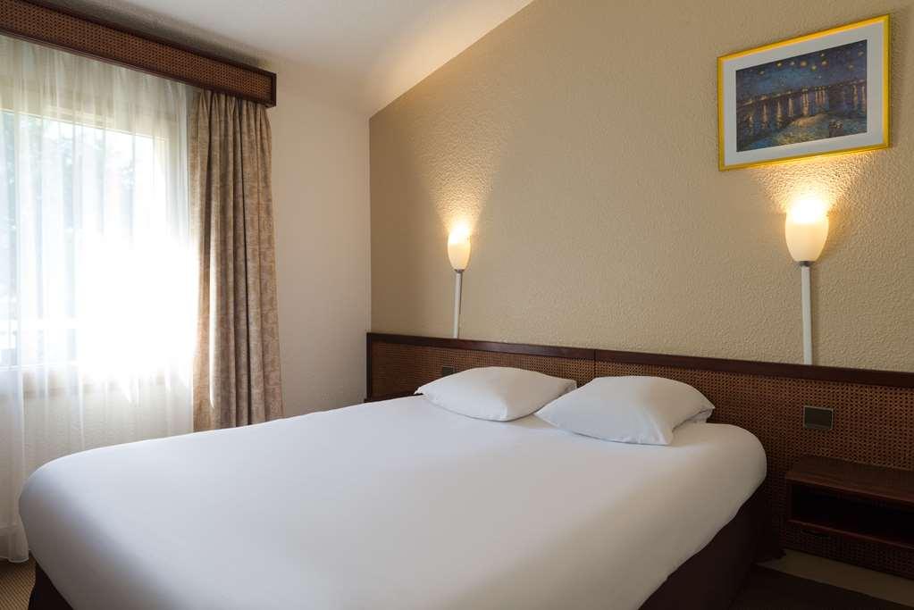Hotel Le Barry, Toulouse Nord Gratentour Kamer foto