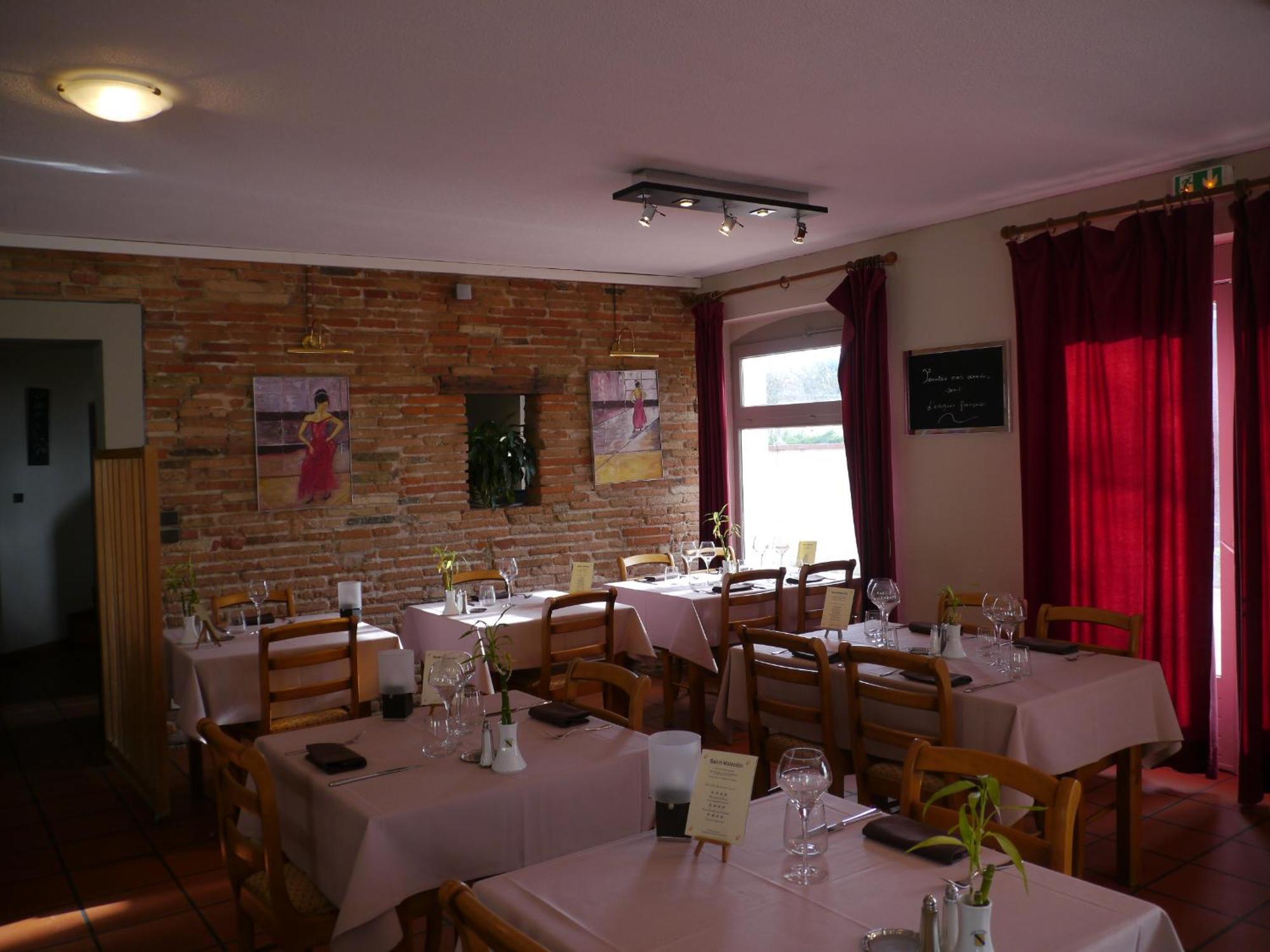Hotel Le Barry, Toulouse Nord Gratentour Buitenkant foto