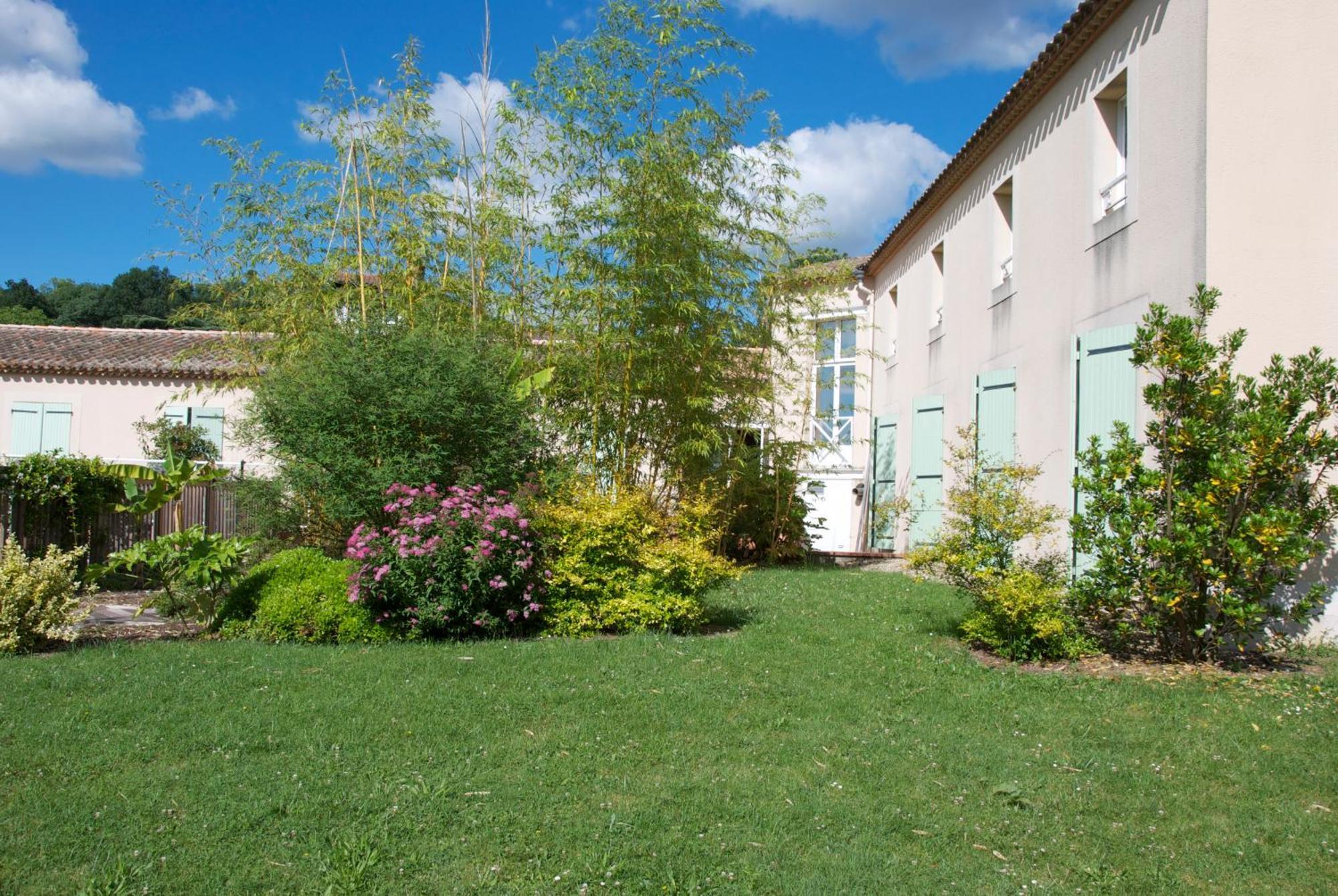 Hotel Le Barry, Toulouse Nord Gratentour Buitenkant foto