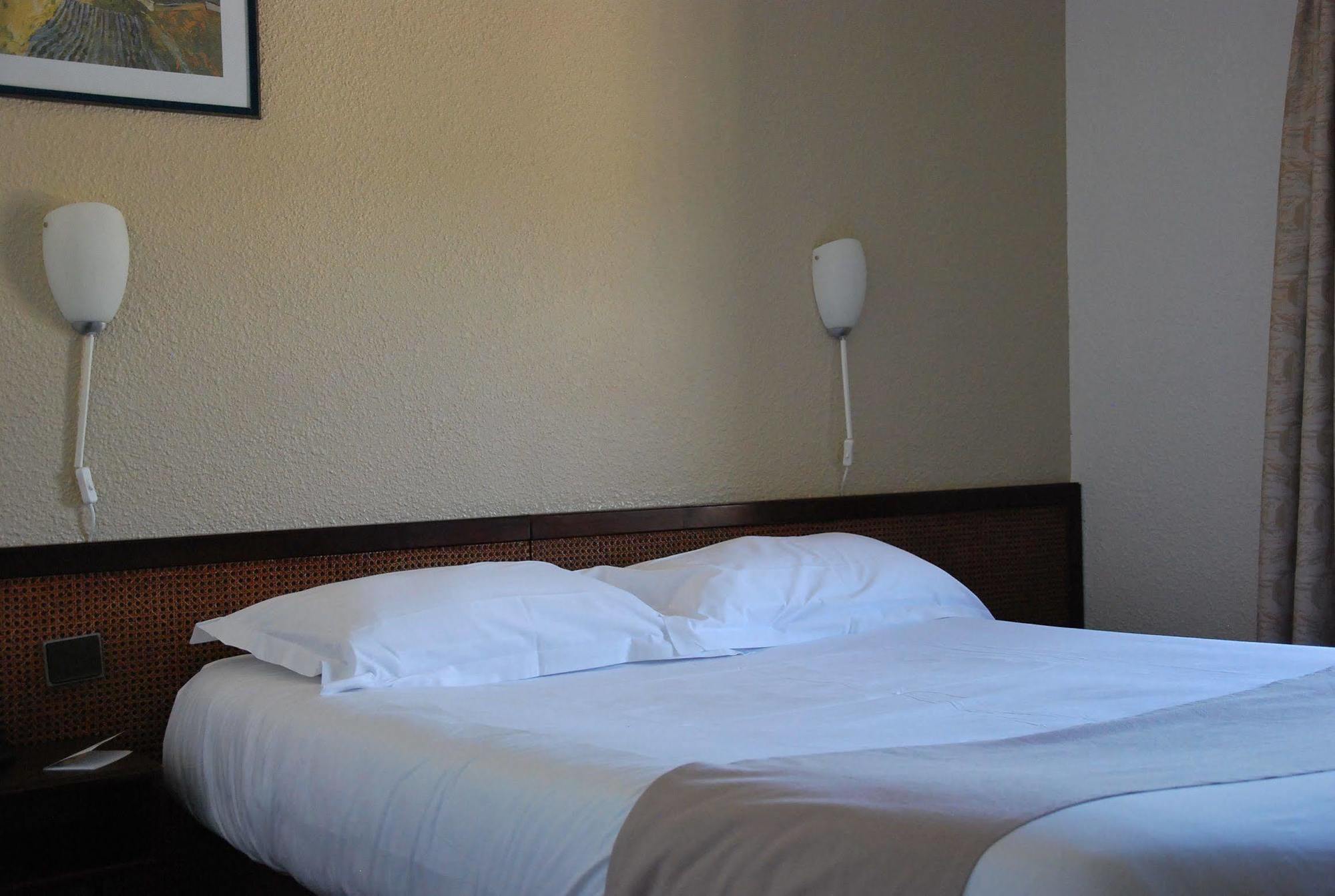 Hotel Le Barry, Toulouse Nord Gratentour Buitenkant foto